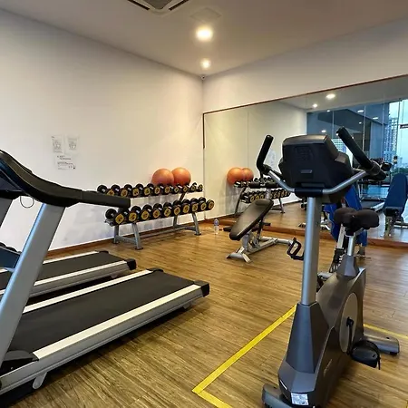 Sks Pavillion Cozy Studio With Netflix Wifi Car Park Johor Bahru Exterior photo