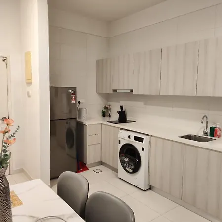 Sks Pavillion Cozy Studio With Netflix Wifi Car Park Johor Bahru Exterior photo