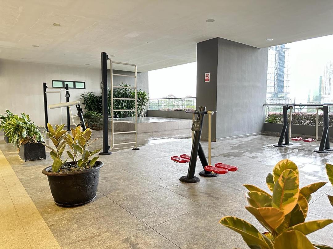 Apartment Sks Pavillion Cozy With Netflix Wifi Car Park Johor Bahru